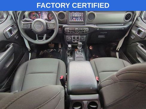 Certified 2023 Jeep Wrangler Willys image 27
