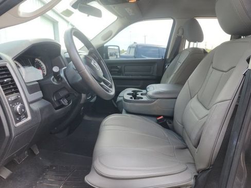 Used 2018 RAM 1500 Express w/ Express Value Package AWD/4WD image 10