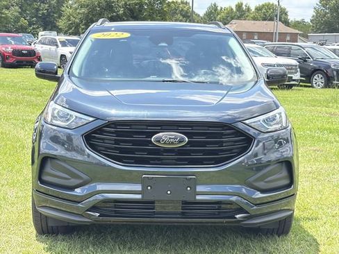 Used 2022 Ford Edge SE w/ Black Appearance Package AWD/4WD image 3