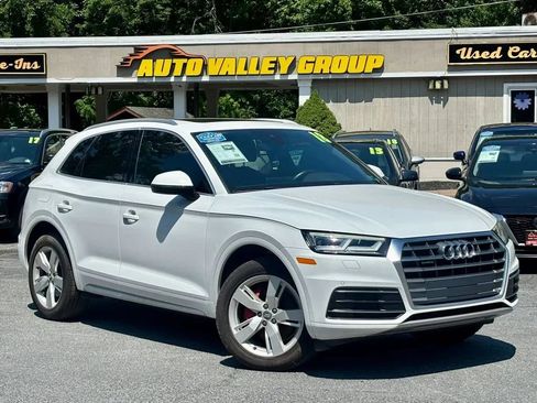 Used 2018 Audi Q5 2.0T Premium Plus w/ Premium Plus Package AWD/4WD image 1