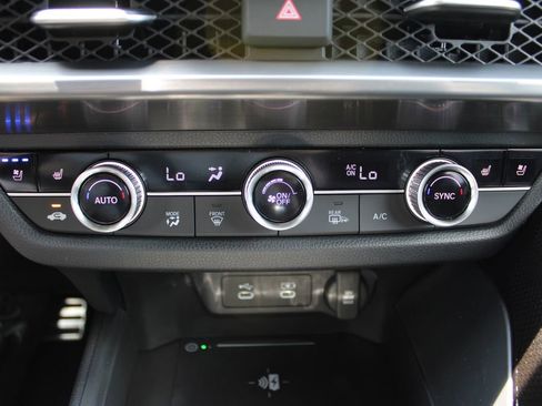 Certified 2025 Acura ADX A-Spec image 19