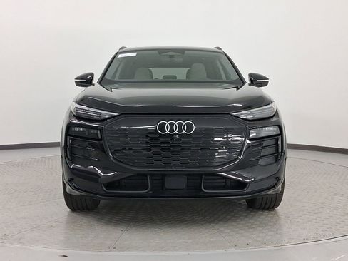 Used 2025 Audi Q6 e-tron Premium Plus image 6