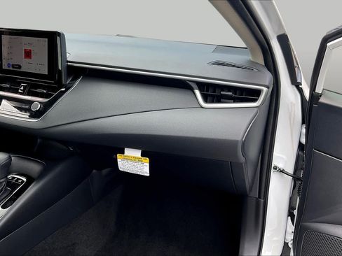 Used 2026 Toyota Corolla LE FWD image 18