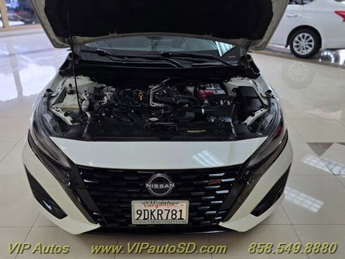 Used 2023 Nissan Altima 2.5 SR image 10