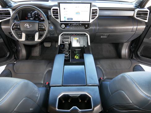 Used 2023 Toyota Sequoia 4WD image 34