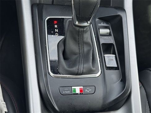Used 2025 Alfa Romeo Tonale Tributo Italiano image 40