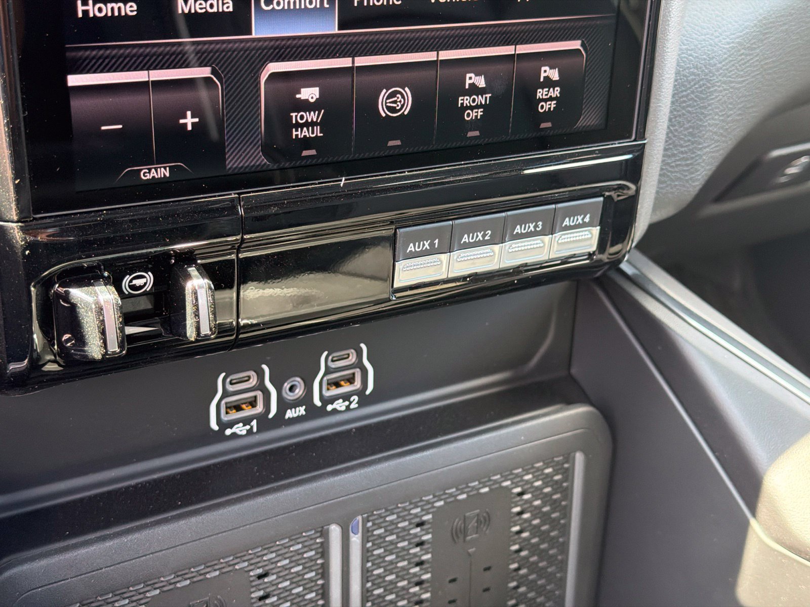 New 2027 RAM 2500 Laramie AWD/4WD image 24