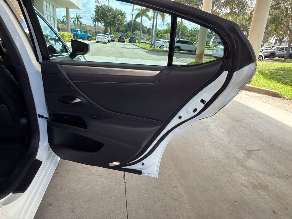 Used 2024 Lexus ES 350 F Sport w/ Accessory Package (Z2) FWD image 35