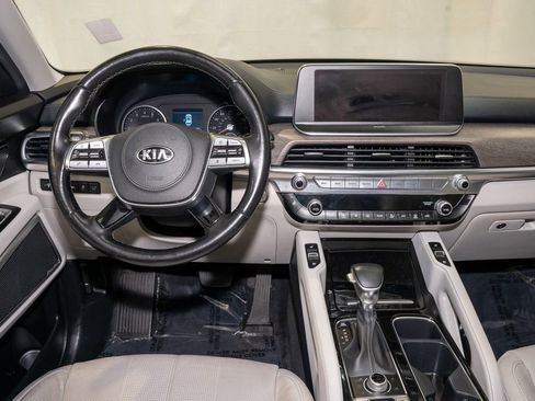Used 2021 Kia Telluride EX w/ EX Premium Package image 2