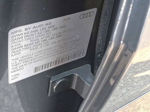 New 2025 Audi Q5 Premium Plus image 17