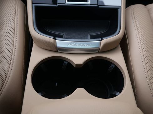New 2026 Porsche Macan S image 16