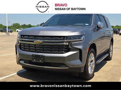 Used 2021 Chevrolet Tahoe Premier w/ Premium Package RWD image 1