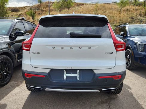 Used 2019 Volvo XC40 T5 Inscription image 20