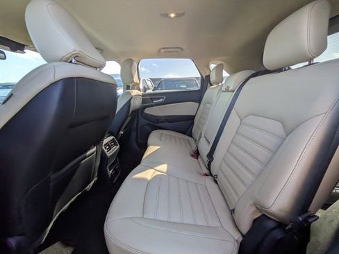 Used 2020 Ford Edge SEL w/ Convenience Package image 10