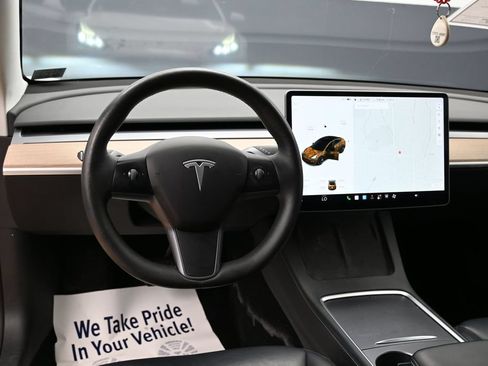Used 2021 Tesla Model 3 Standard Range Plus RWD image 34