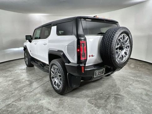 Used 2025 GMC Hummer EV 3X w/ LPO, Sport Package image 6