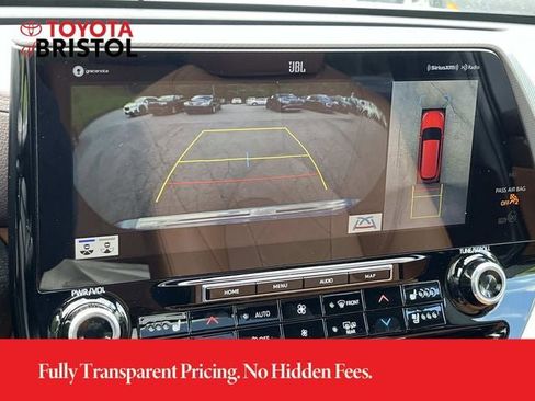 Used 2021 Toyota Highlander Platinum AWD/4WD image 38