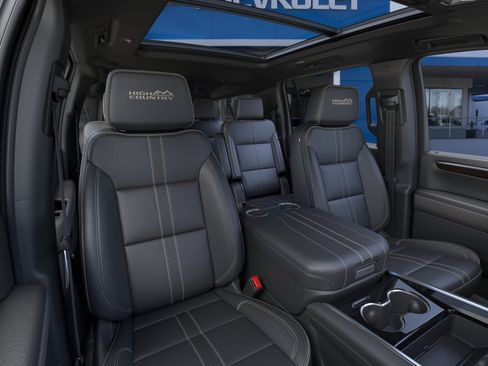 New 2026 Chevrolet Suburban High Country AWD/4WD image 60
