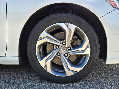 Used 2019 Honda Accord EX-L image 10