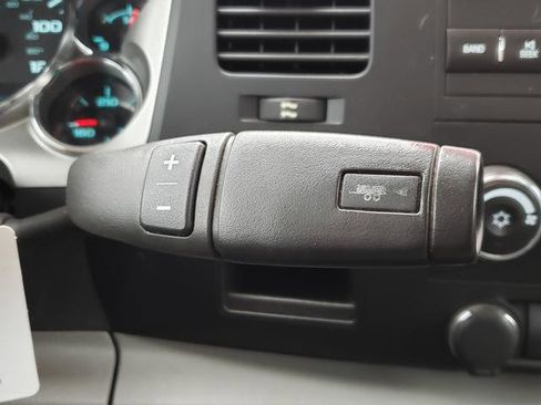 Used 2012 Chevrolet Silverado 3500 W/T image 19