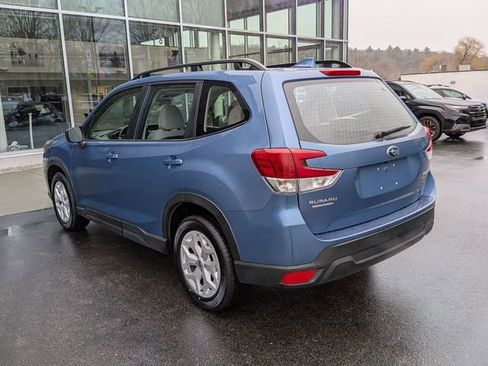 Used 2022 Subaru Forester Base image 5