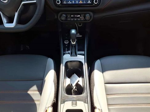 Used 2023 Nissan Kicks SR w/ SR Premium Package image 11