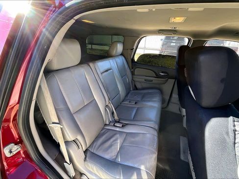 Used 2011 Chevrolet Tahoe LT image 17