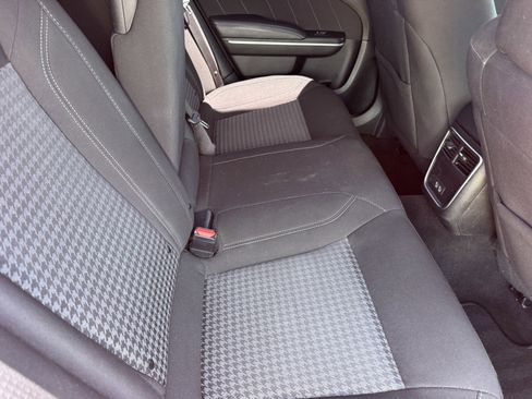 Used 2023 Dodge Charger SXT RWD image 10