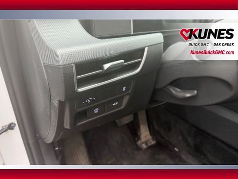 Used 2026 Hyundai Sonata SEL FWD image 9
