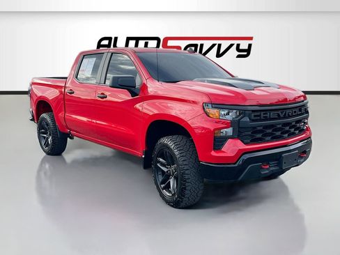 Used 2024 Chevrolet Silverado 1500 Custom Trail Boss w/ LPO, Dark Essentials Package AWD/4WD image 1