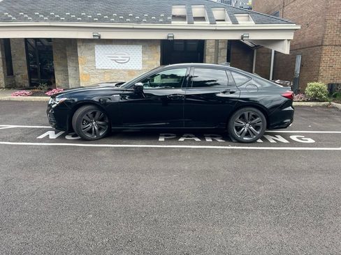 Used 2022 Acura TLX w/ A-SPEC Pkg FWD image 2