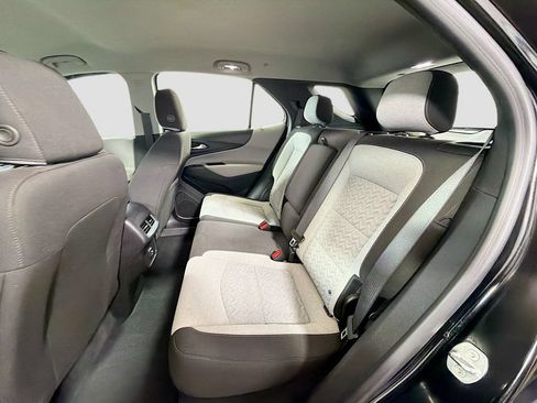 Used 2023 Chevrolet Equinox LS AWD/4WD image 23