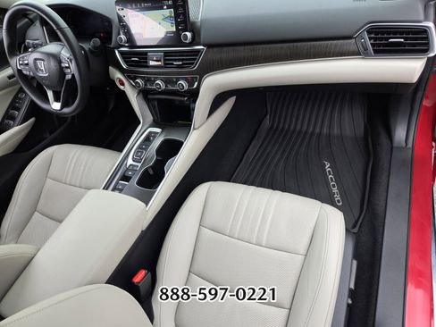 Used 2022 Honda Accord Touring image 20