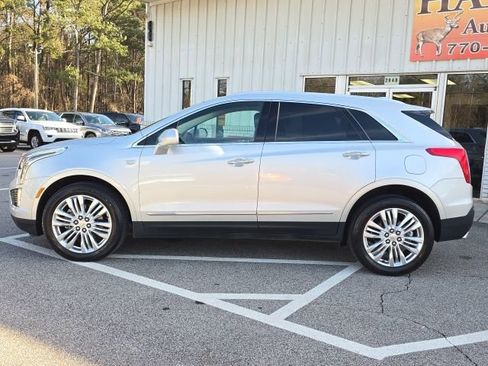 Used 2019 Cadillac XT5 Premium Luxury image 2