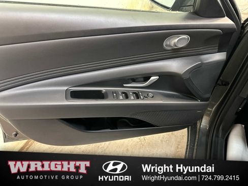 New 2026 Hyundai Elantra Limited FWD image 10