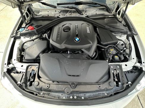 Used 2018 BMW 330i xDrive Sedan image 8