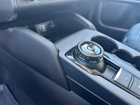 Used 2024 Ford Bronco Sport Heritage w/ Heritage Convenience Package image 30