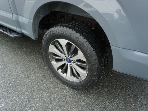 Used 2019 Ford F150 XL w/ Equipment Group 101A Mid AWD/4WD image 10