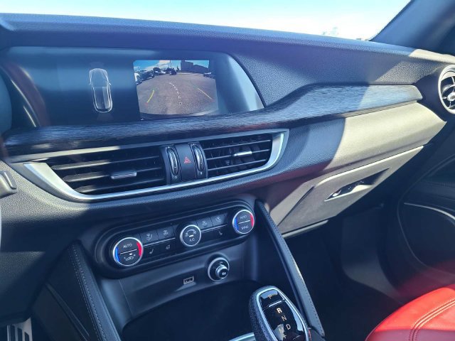 Used 2023 Alfa Romeo Stelvio Sprint AWD/4WD image 29