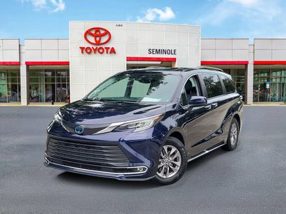 Used 2023 Toyota Sienna XLE