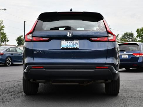 Used 2023 Honda CR-V LX image 6
