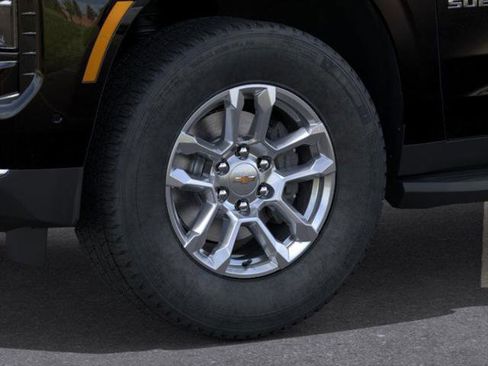 New 2026 Chevrolet Suburban LT w/ Comfort Package image 9