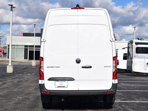 New 2025 Mercedes-Benz Sprinter 2500 image 4