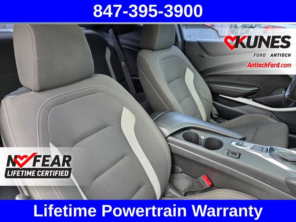 Used 2018 Chevrolet Camaro SS RWD image 32