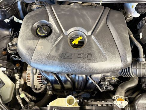 Used 2017 Kia Forte EX image 39