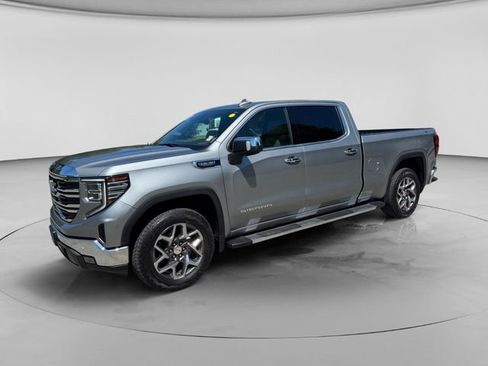 Used 2025 GMC Sierra 1500 SLT w/ SLT Premium Plus Package AWD/4WD image 2