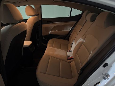 Used 2018 Hyundai Elantra SEL image 10