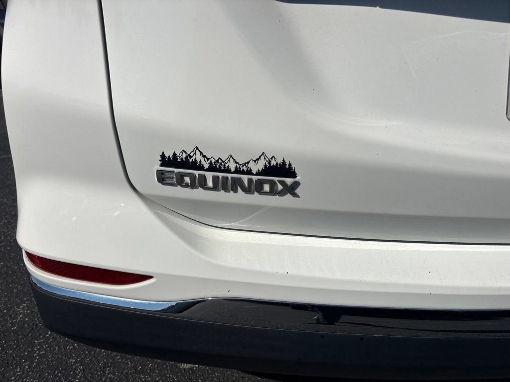 Used 2021 Chevrolet Equinox LT FWD image 5