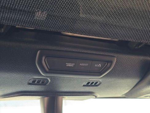 Used 2018 Jeep Wrangler Unlimited Sport image 21