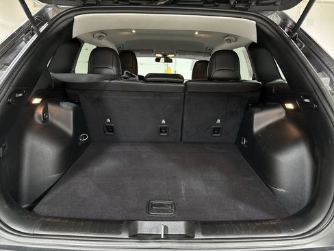 Used 2019 Jeep Cherokee Latitude Plus image 23